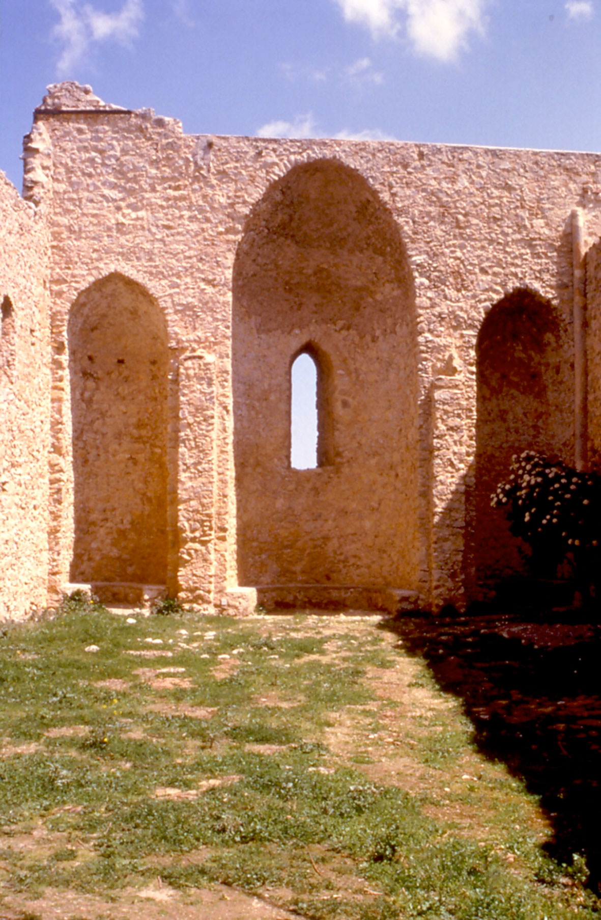 Castellaccio: Absidi della Chiesa 